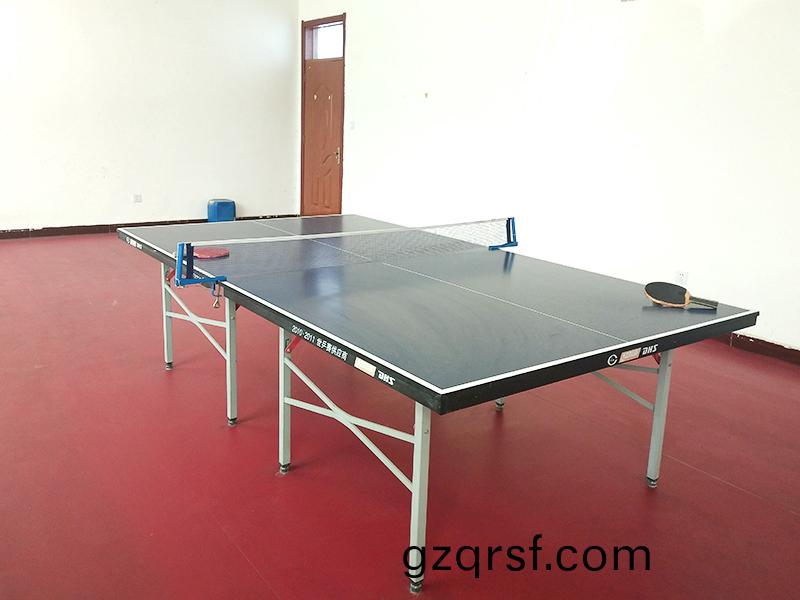 員工(gong)娛(yu)樂(le)活(huo)動室(shi)